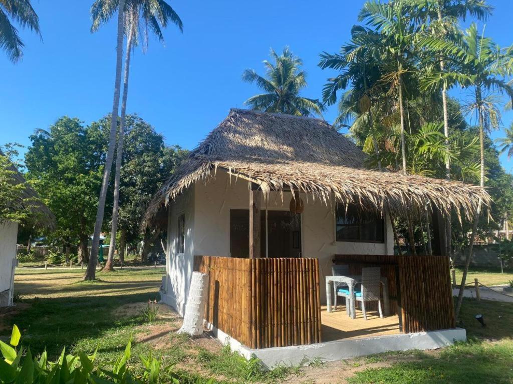 Wild Wood X Hansa Beach Fitness Resort Thong Sala Luaran gambar